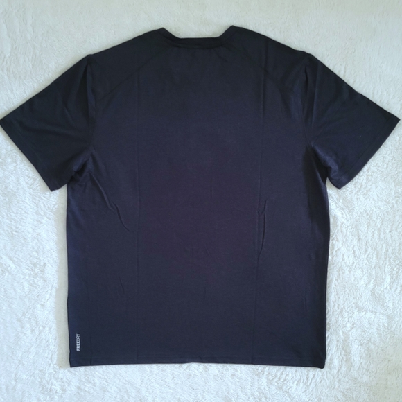 Eddie Bauer Men's Motion🏃 Tee👕 - NWT - Picture 2 of 12